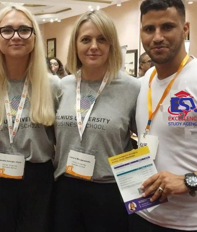 مؤسس Excellence Agency مع فريق Vilnius University Business School
